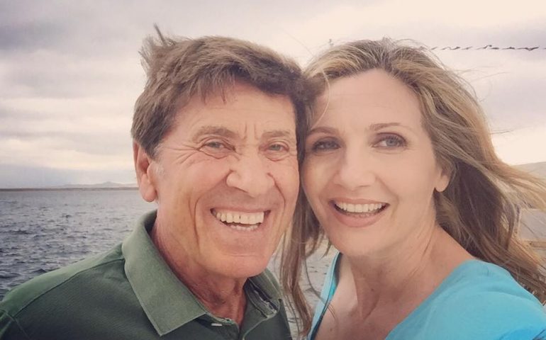 Gianni Morandi e Lorella Cuccarini insieme a Carloforte per le riprese della fiction di Canale 5
