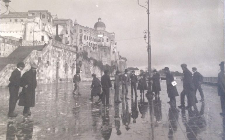 La Cagliari che non c’è più: la terrazza del Bastione nel 1910