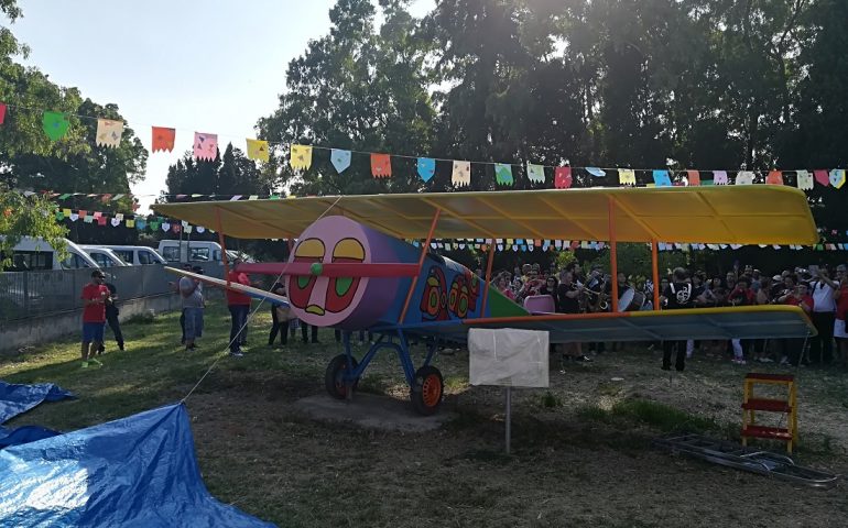 VIDEO I sogni riprendono a volare a San Gavino: “Macchiori” ha presentato l’aereo del centro di salute mentale