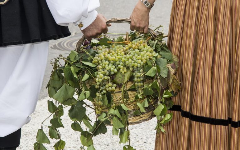 festa uva quartu, foto the guardian, alamy