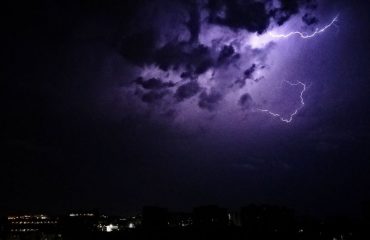 foto fulmine giugno 2018 cielo nuvoloso2