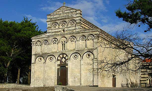 Vacanze in convento, lontani dal caos, vicini a sè stessi: in Sardegna un solo monastero offre ospitalità: sapete dove?