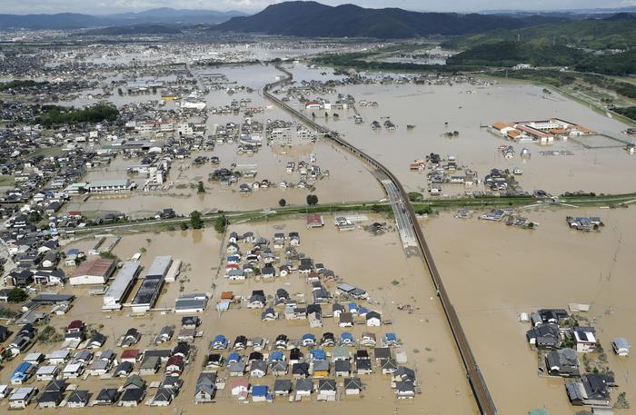 Quasi un centinaio di vittime in Giappone a causa delle forti piogge. Tanti i dispersi