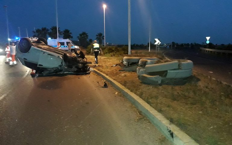 Incidente viale Poetto Cagliari ubriaco neopatentato