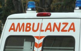 ambulanza-incidente-696x449
