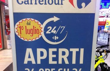 carrefour h24.