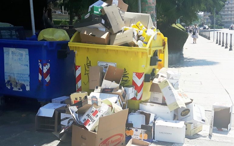 Raccolta porta a porta: linea dura del Comune contro i furbetti. Pioggia di multe