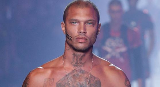 Jeremy Meeks a Porto Cervo: l’ex galeotto, ora modello, in vacanza in Sardegna
