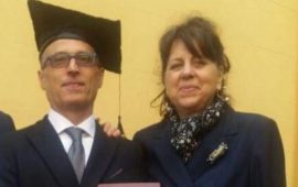 laurea al posto del figlio