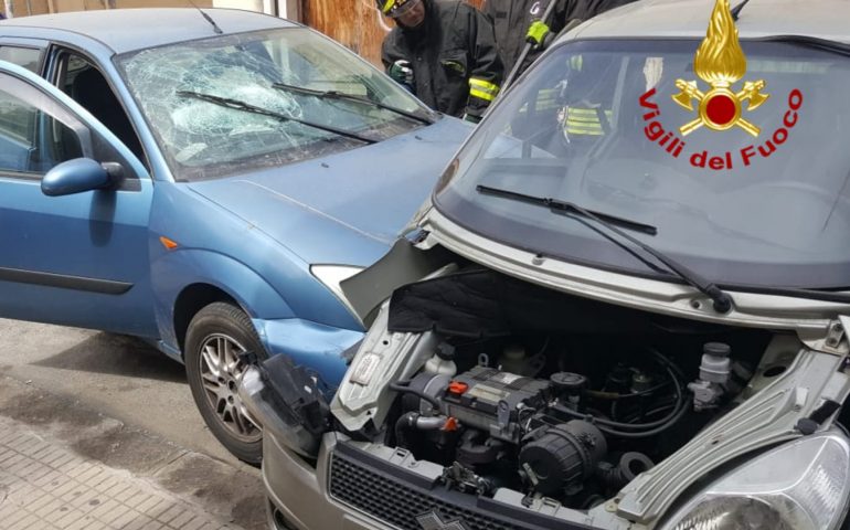 Quartu Sant’Elena: violento incidente stradale. Due le auto coinvolte