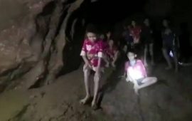 thailandia grotta ragazzini