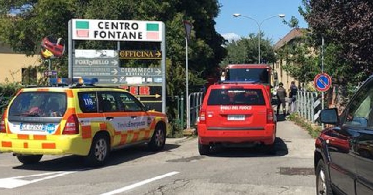 L'area davanti alla sede della Lega a Treviso dove è esplosa la bomba - Foto Il Gazzettino