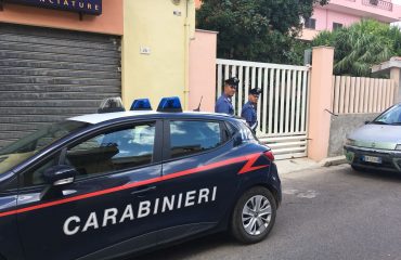 aggressioni e minacce a capoterra verso chi parcheggiava davanti a casa