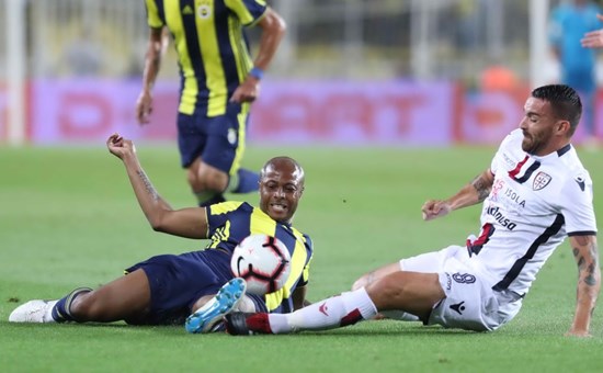 Istanbul, Cagliari sconfitto 2-1 in amichevole dal Fenerbahçe