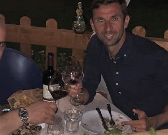 La dieta made in Sardinia di Srna: porchetto e vino rosso!