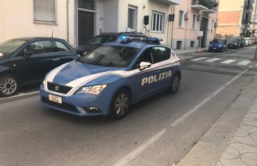 Polizia via seruci squadra volante