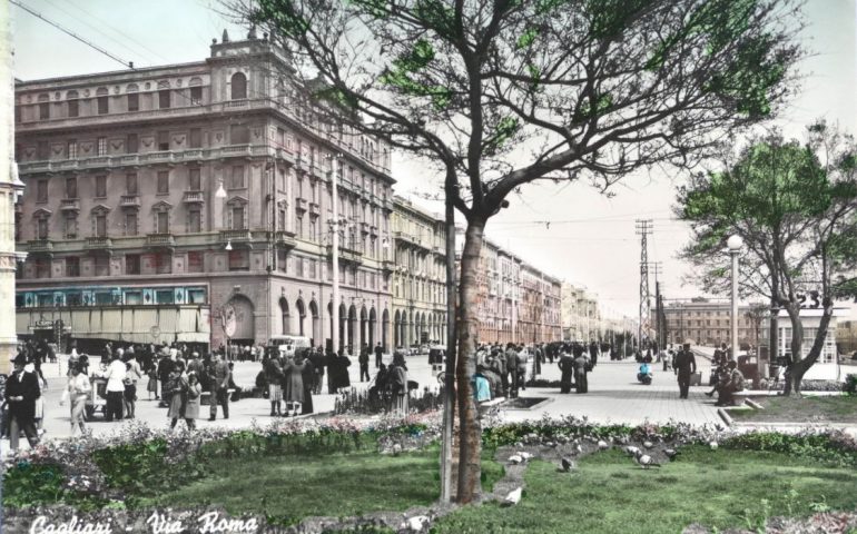 La Cagliari che non c’è più: piazza Matteotti in una foto del 1953