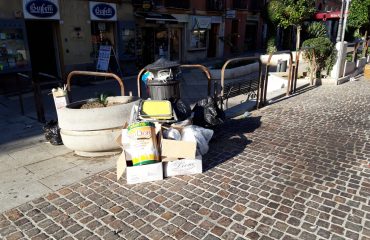 Riufiuti in corso Vittorio Emanuele II - Foto di Franco Puddu (1)