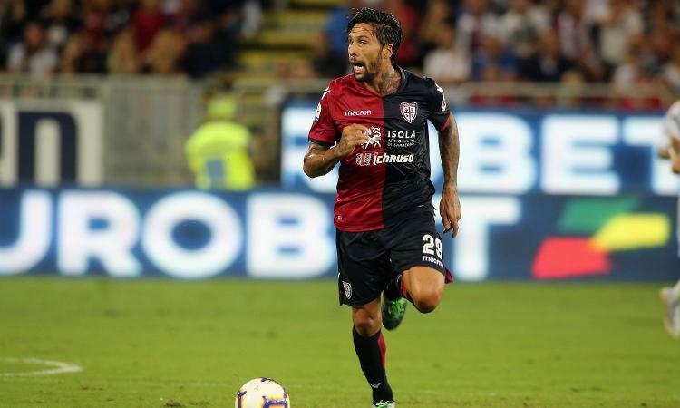 Il giocatore del Cagliari Lucas Castro è stato operato: intervento perfettamente riuscito