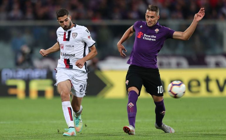 fiorentina-v-cagliari-serie-a-20182019-Faragò