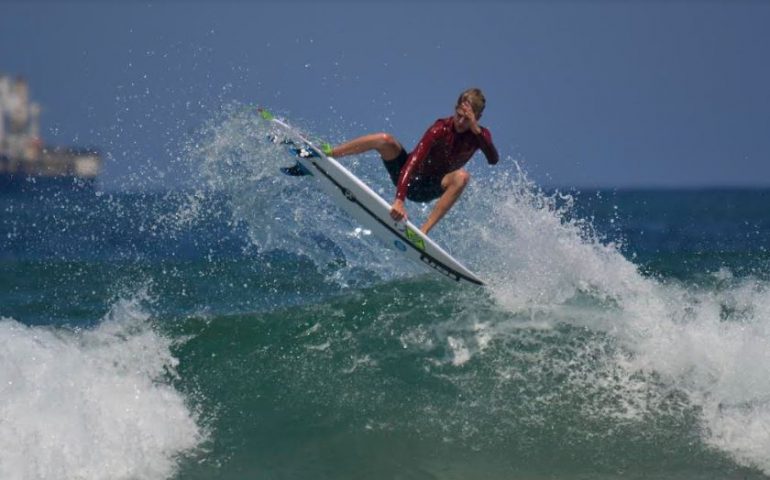 Surf, il cagliaritano Matteo Calatri all’assalto al podio del mondiale juniores