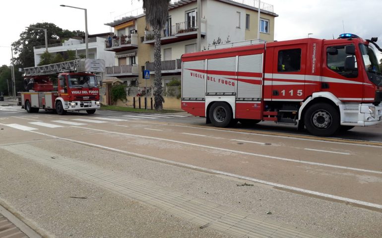 Oggi è il vento a fare paura a Cagliari e hinterland, alberi crollati e numerosi gli interventi dei vigili del fuoco