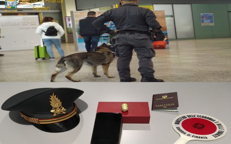 Fermato all’aeroporto di Cagliari con un ovulo di cocaina in pancia: nei guai un uomo di 39 anni