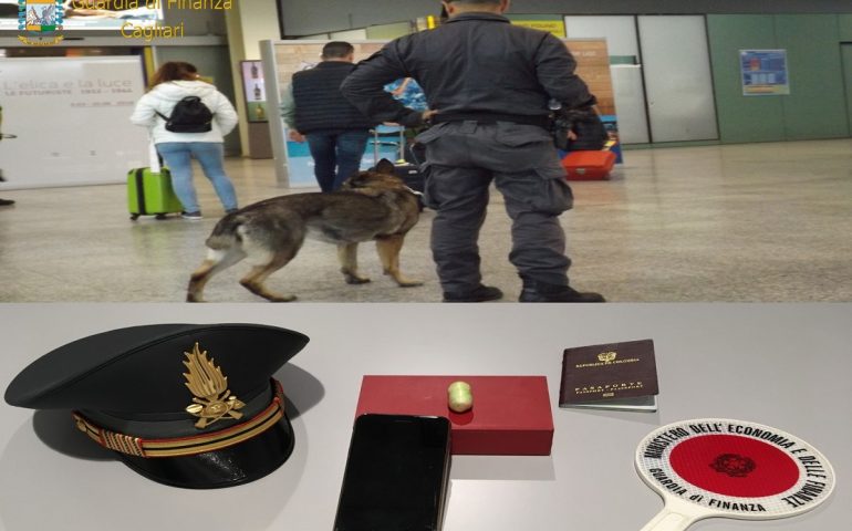 Guardia di finanza cagliari cocaina ovulo aeroporto colombiano