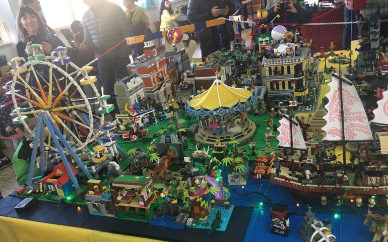 (FOTO) Mattoncini Lego a Selargius. Le foto delle opere realizzate con i Lego in mostra questo weekend
