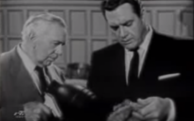 (VIDEO) Perry Mason e Maciste che parlano in cagliaritano stretto: l’umorismo nostrano nei video anni ’70 di Riccardo Coco