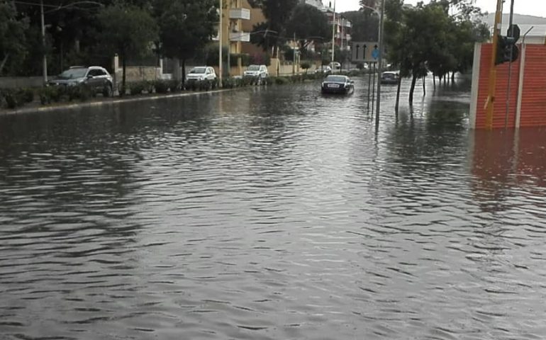 Pioggia a Cagliari. Allagamenti in città e disagi per gli automobilisti