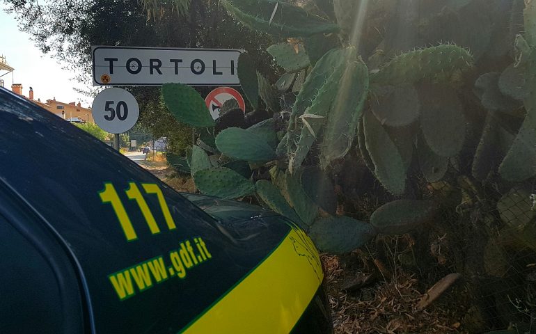 Scoperto un “dipendente infedele”: rubava al proprio datore di lavoro. Sequestrati 600mila euro ad Arbatax