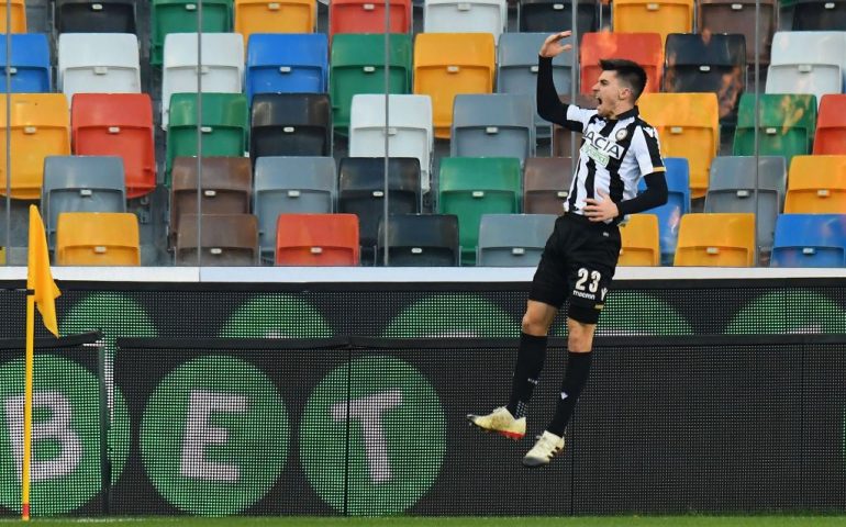 Super Pussetto punisce un Cagliari arrendevole: 2-0 per l’Udinese. Espulso Ceppitelli