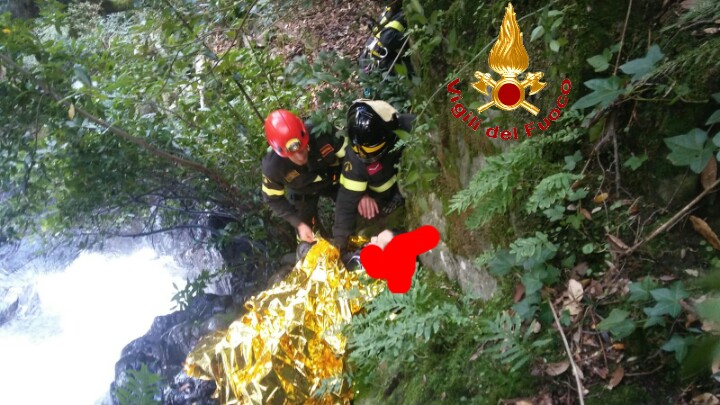 Escursionista cade nella cascate fra Bonarcado e Santulussurgiu. Salvataggio estremo