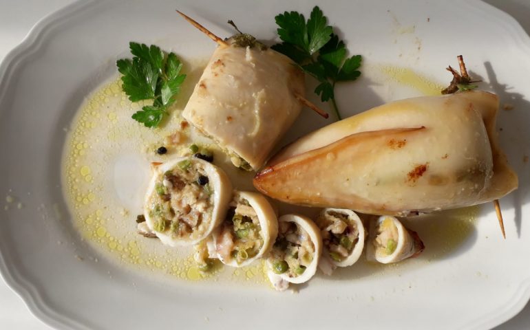 La ricetta Vistanet di oggi: calamari ripieni, piatto non facile ma squisito