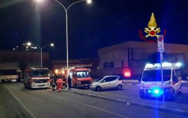 incidente auto ribaltata via po cagliari decimo choc