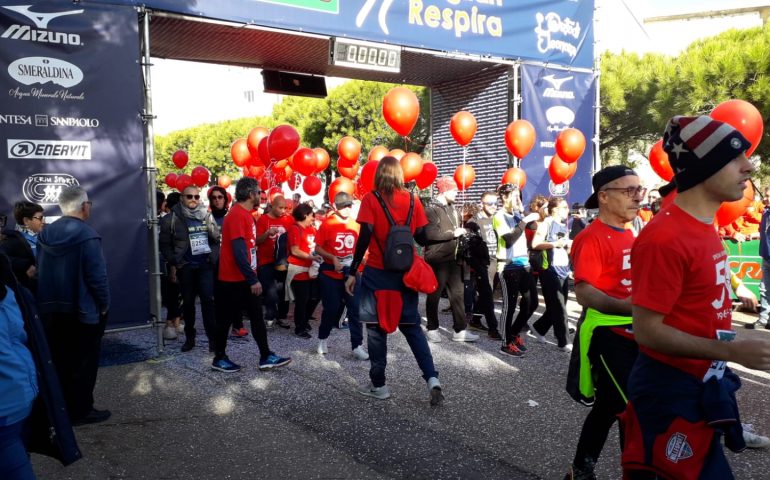 (VIDEO) Al via l’undicesima mezza maratona di Cagliari. Tutti ai nastri di partenza per “Cagliari Respira 2018”