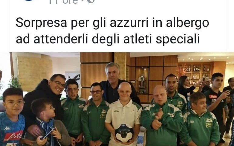 (Video) Dopo Tardelli, Ancelotti: i ragazzi speciali sardi dell’Olimpia Onlus accolgono il Napoli