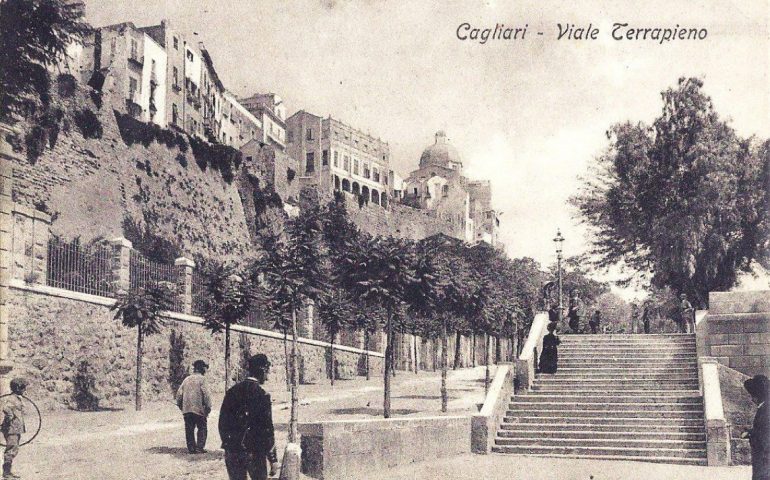 La Cagliari che non c’è più: il Terrapieno nel 1908