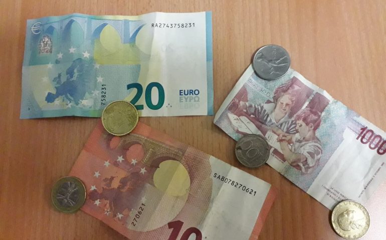 Vent’anni di euro. A Cagliari il parere dei cittadini sulla moneta unica