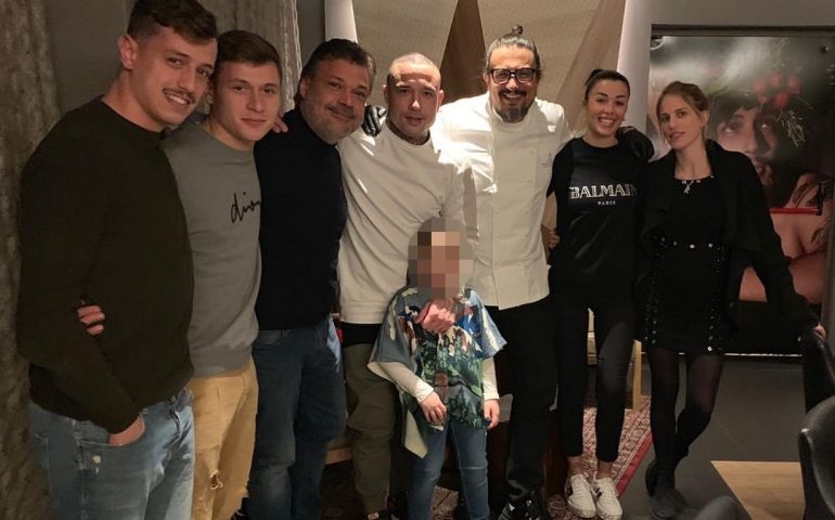 Nicolò Barella a cena a Milano con la moglie Nainggolan e il suo procuratore - Foto di IG Alessandro Beltrami