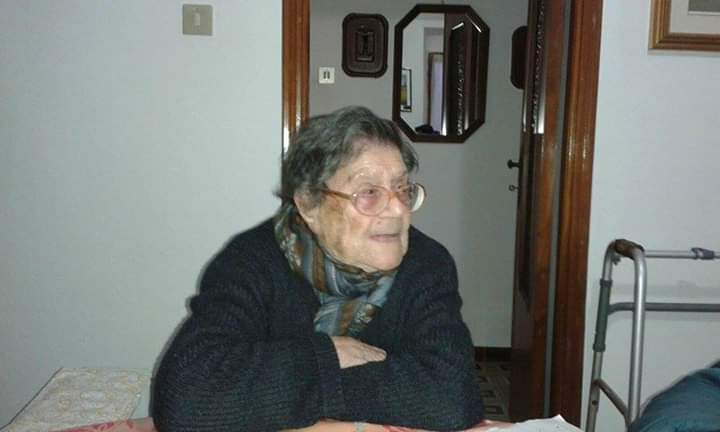Un’altra torta con tante candeline: Giuseppina Pau di Siliqua compie 103 anni
