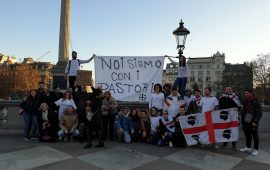 Da Londra, solidarietà ai pastori sardi le FOTO scattate a Trafalgar Square (2)