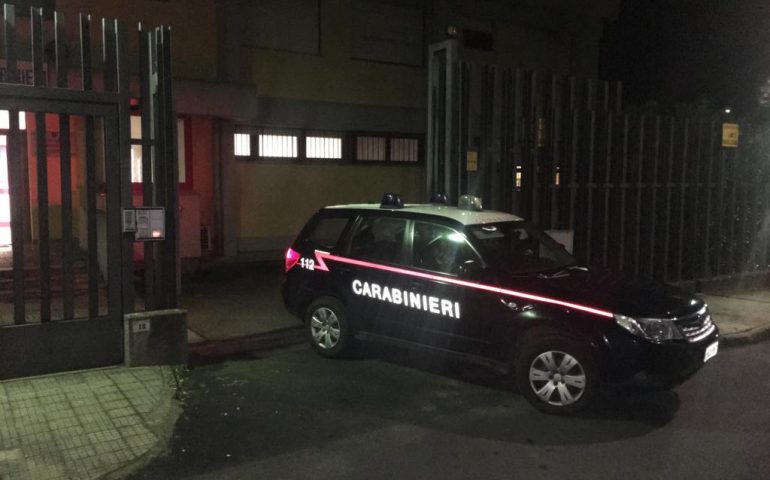 Maltrattamenti Arbus famiglia carabinieri