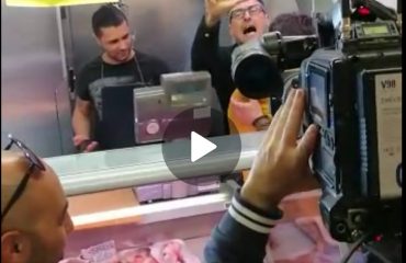 Salvini contestato al mercato di San Benedetto a cagliari