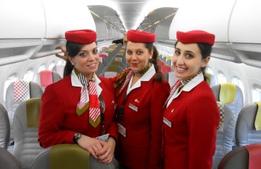 Volotea Cabin Crew - low