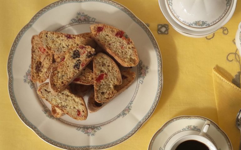 La ricetta Vistanet di oggi: is anicinus, dolci sardi all’anice, profumati e croccanti da inzuppare