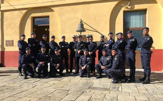La foto. Cagliari, 11 giovani marinai diventano palombari della Marina Militare