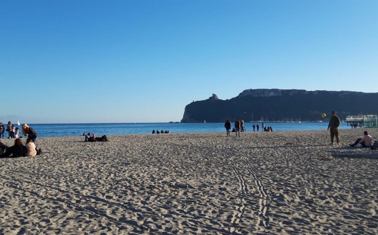 La foto. Un pomeriggio di febbraio al Poetto di Cagliari