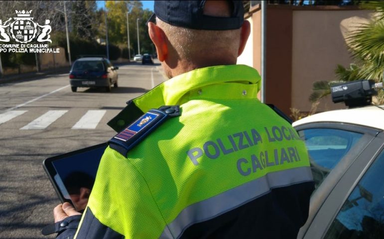 Cagliari: inseguimento da film per le vie del centro. Denunciati due giovani